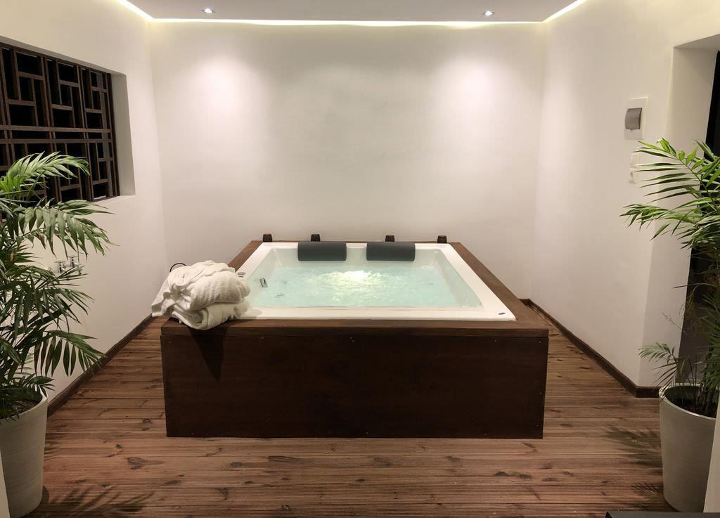 Acrylic Bathtubs